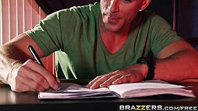 milf alura jenson picking up pussy with johnny sins?