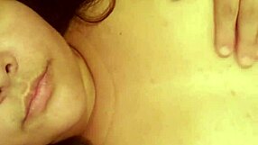 Gostosa Gemendo Gostoso - Parte 1