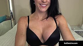 Cleo Fucked Hard In Bed Cum Fest