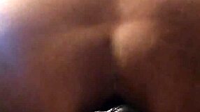 Chileno80 explores intense stretching in a wild gay scene