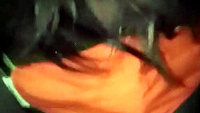 Wczesnym rankiem lizanie dużego brudnego tyłka