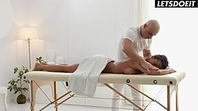 omg, chloe lamour’s massage turned into wild sex with that huge dick masseur, unreal!