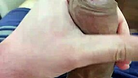 Exibindo O Meu Penis Para Vizinhos Bisexual Twink Brasileiro