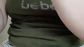 Beautiful Girl Performs Live Dance on Bigo 2