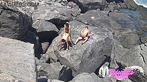 amadores transando em praia pública no rio de janeiro brasil