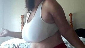 babes just for you guys, wanna see some hot granny action or what?