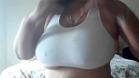 babes just for you guys, wanna see some hot granny action or what?