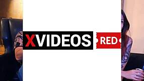 Danabarzagli enjoys a visit with friends threesome