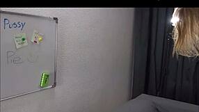 hey, watch this hot cam babe work her perfect ass!