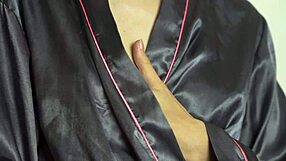 Teen bitch fingers wet pussy to orgasm