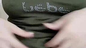 Beautiful Girl Performs Live Dance on Bigo 2