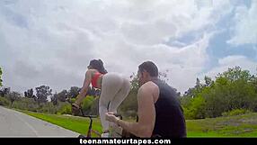 Big booty babe gets licked in jacuzzi