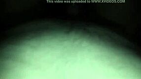 ella da buenos sentones y recibe unas nalgadas