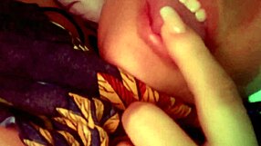 gostosa se masturbando - parte 2