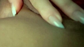 gostosa se masturbando - parte 2