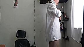 Stepmom, what are you doing? Don't swallow!