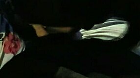 Можеш ли да повярваш на истинска курва с минет в кола?