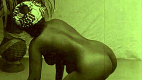 Exploring vintage women from around the world.