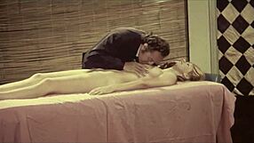 Vzpomínáte na swinger šedesátky ve vintage modrých filmech?