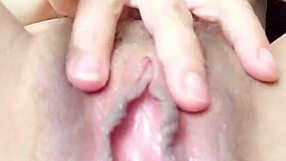 hey, you gonna lick my pussy, just give your tongue now!