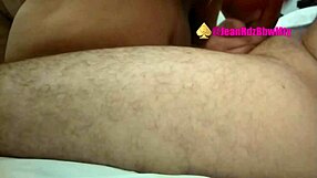 wife casually chats with her mexican fan