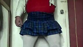 i just love filling it up and swallowing, part 1 of homemade bisexual crossdressing