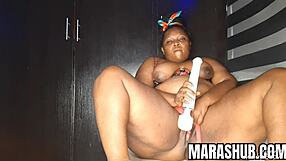 horny housewife sweaty orgasm and squirting - full video on red