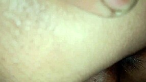 Indian desi shows shaved pussy pissing in toilet!