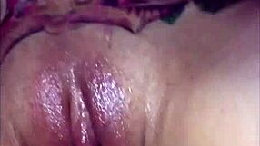 Blonde Milf Reaches Intense Orgasm with Homemade Fisting Action