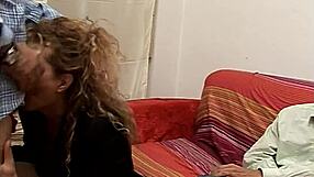 Una Vecchia Troia Per 2 Cazzi!