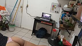 Cam girl chastity from mature Mexico tease with her great curvatures and chubby figure