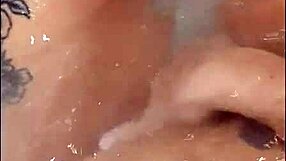 Pretty woman masturbates in hot tub for bright loud cumshot