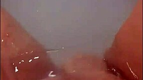 Pretty woman masturbates in hot tub for bright loud cumshot