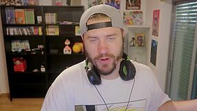 i played this dragon ball game so you dont have to dragon girl x