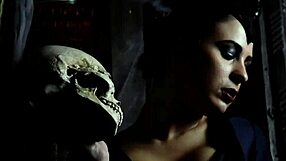 I'm going crazy over this halloween witch with big tits fingering herself.