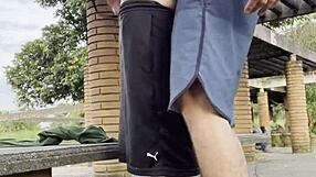 novinhos fudendo na praça pública?