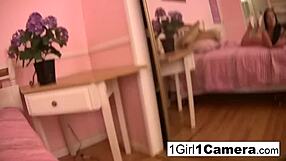 Sexy Asa Akira Masturbates Her Pussy and Ass