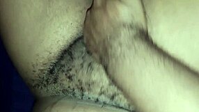 vadia casada da buceta peluda nao aguentou e pediu pra parar o corno viu tudo