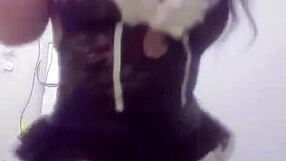 Thai married woman cheater and scandalous dancing doggy style