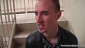 Horny Twinks Sucking and Fucking Hard in Gay Action