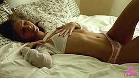 Roxana Asks, 'Want to See Me Please My Pussy with This Toy?'