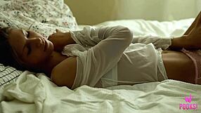 Roxana Asks, 'Want to See Me Please My Pussy with This Toy?'