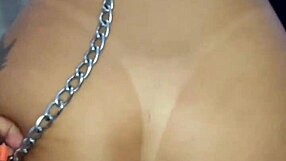 Cadela Na Coleira Serve Macho Com Cu E Limpa Porra