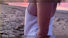 FLASHING TITS at the Sunset!