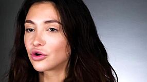 Jane Wilde answers questions while masturbating to a laughing orgasm.