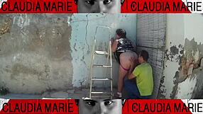 Snjmem ji hlačke in ji dam dobro jebanje ob steni