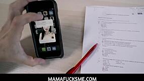 Lexi Luna Benarkan Anak Tiri 18+ Kongkek Pepek Basah Dia