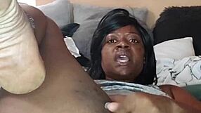 Naejae Seduces With Strip Tease Before Squirting