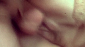 Winsome experienced woman delivers intense pleasure