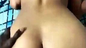 invite a mi amiga juleiny a conocer mi casa y terminamos follando